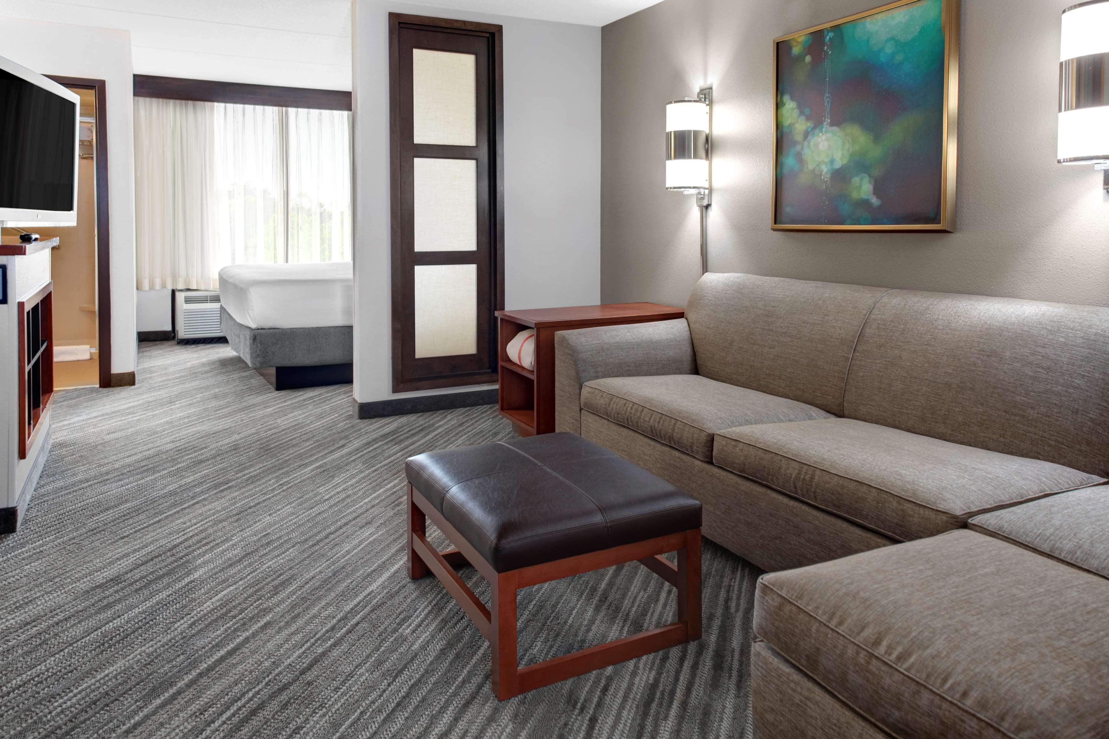 Hyatt Place Detroit/Livonia Exterior photo