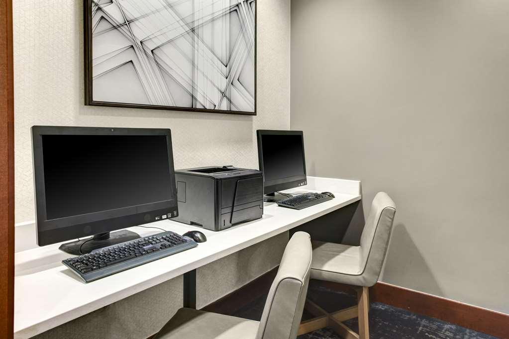 Hyatt Place Detroit/Livonia Interior photo
