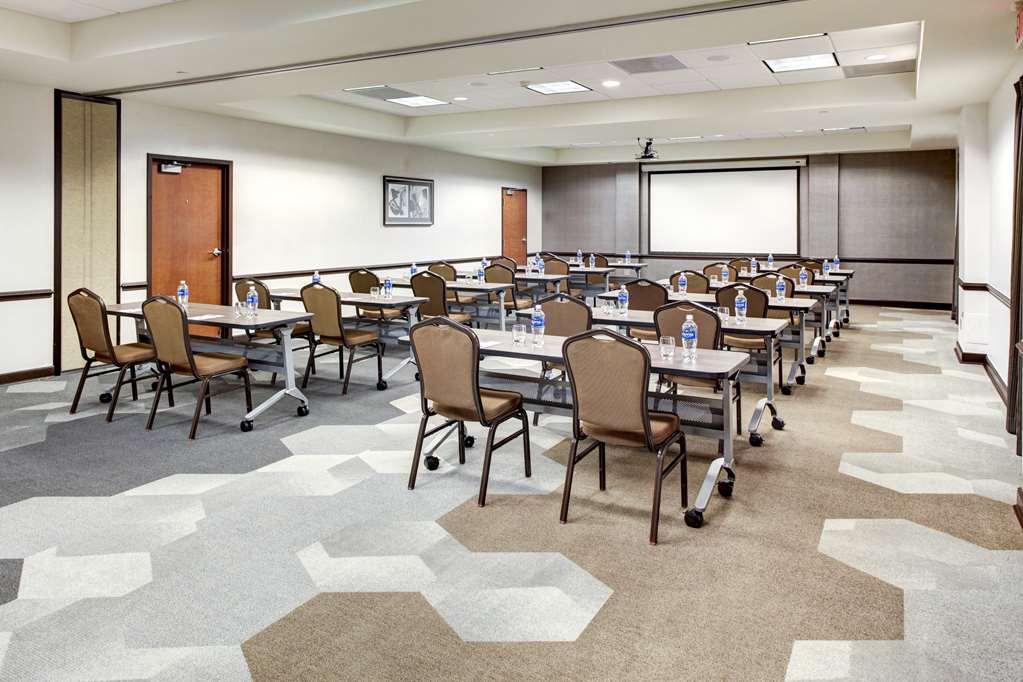 Hyatt Place Detroit/Livonia Facilities photo