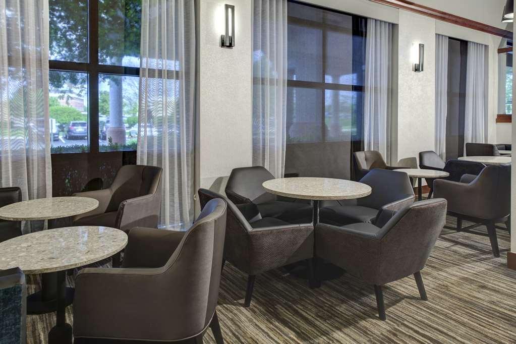 Hyatt Place Detroit/Livonia Restaurant photo