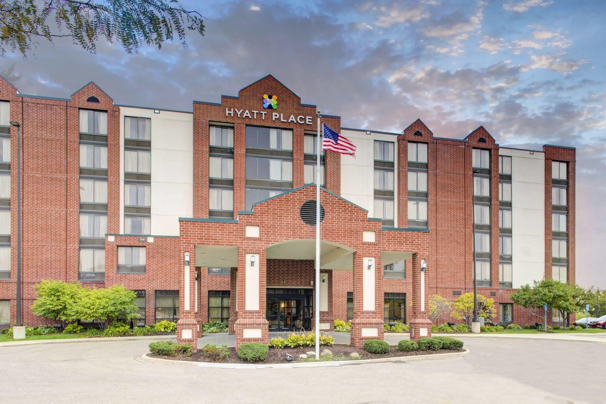 Hyatt Place Detroit/Livonia Exterior photo